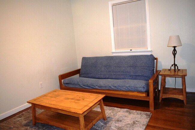 Bedroom 3 - 1108 Ardmore Dr