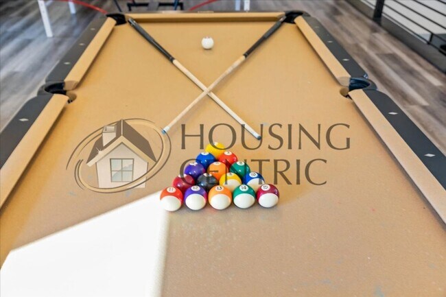 Building Photo - Breathtaking Luxury Custom Rental in Guard Gated Serrano Golf Community!!