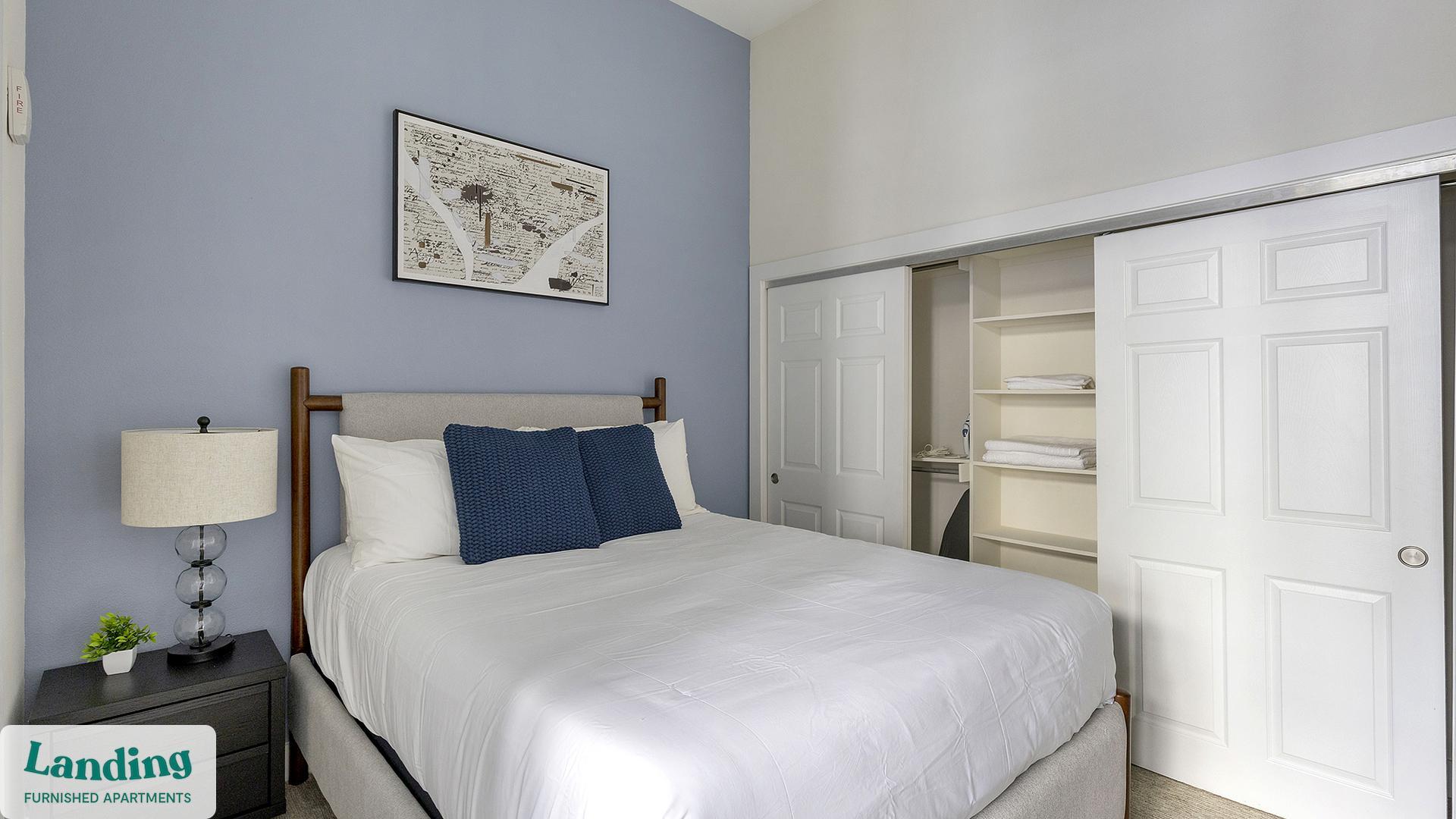 Building Photo - 401 Hemphill St