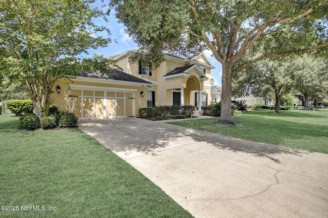Building Photo - 1761 Highland View Dr