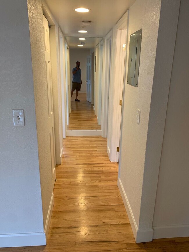 Building Photo - 2875 Shadow Creek Dr