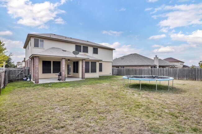 Building Photo - 6109 Suellen Ln