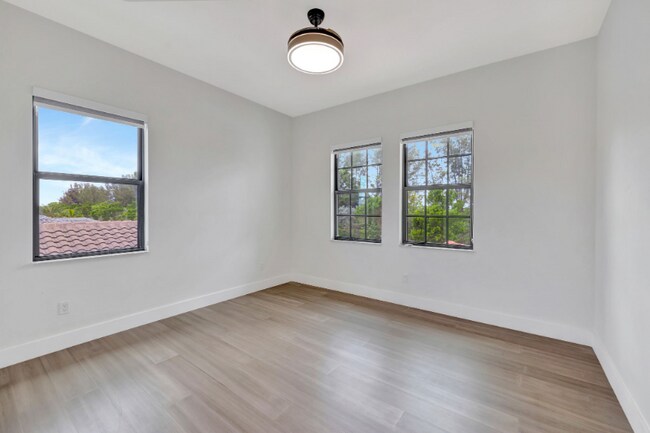 Building Photo - 8660 W Parkland Bay Trl
