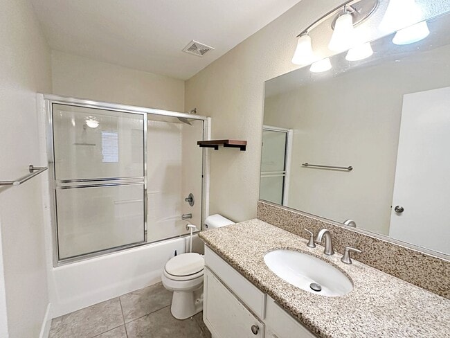 Building Photo - SINGLE STORY 3 BEDROOM HOME IN HENDERSON