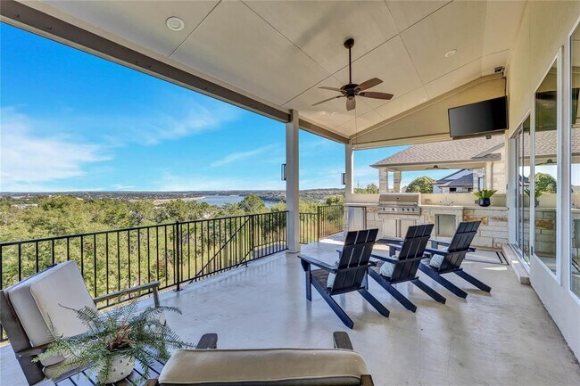 Building Photo - 2406 Sunset Vista Cir