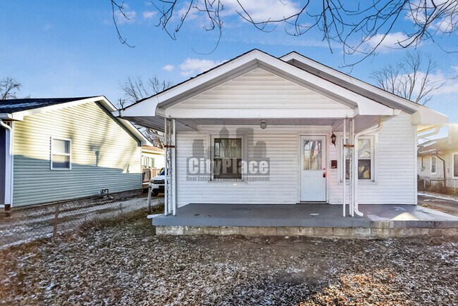 Building Photo - 2153 Wallace Ave