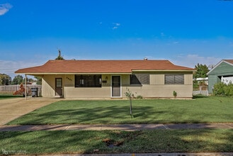 Building Photo - 3427 Horseshoe Trail