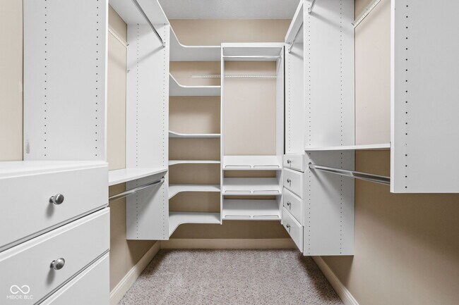 Building Photo - 1531 N College Ave