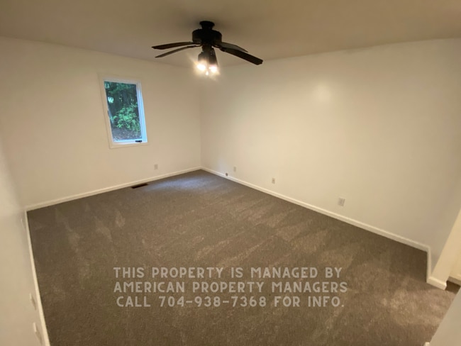 Building Photo - 148 Purple Finch Ln