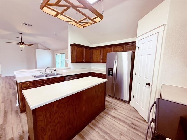 Building Photo - 207 Mollie Dr