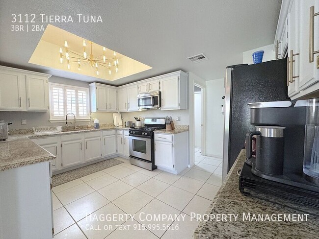 Building Photo - 3112 Tierra Tuna Dr