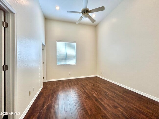 Building Photo - 10844 N 126th Way