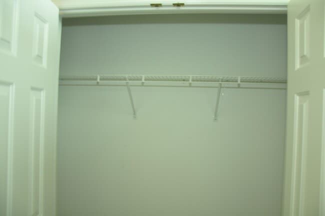 Building Photo - 607 Nadina Pl