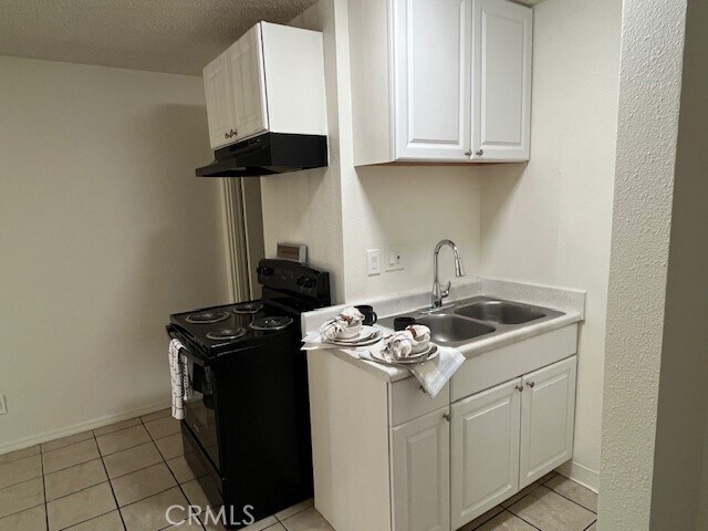 Building Photo - 686 E Cottonwood Rd