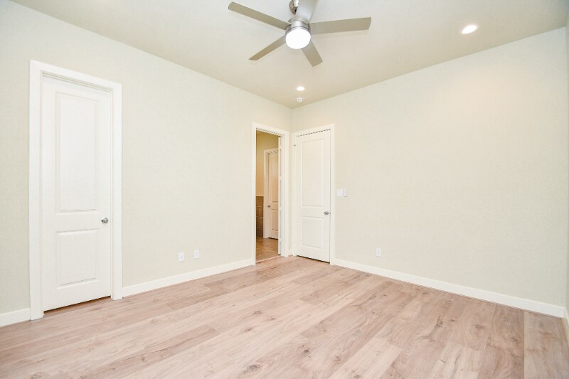 Building Photo - 2307 Warhol Wy