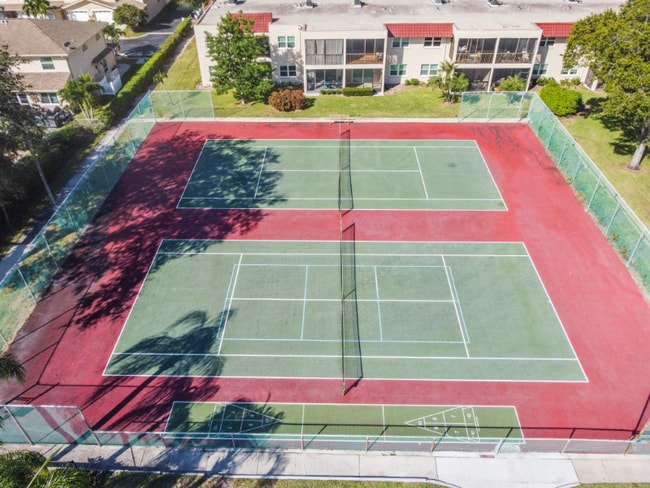 Building Photo - 9700 Starkey Rd