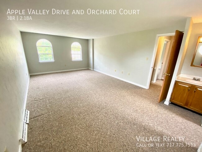 Building Photo - 710 Apple Valley Dr