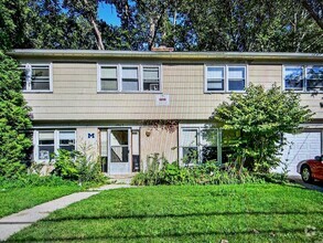 Building Photo - 1562 Jones Dr
