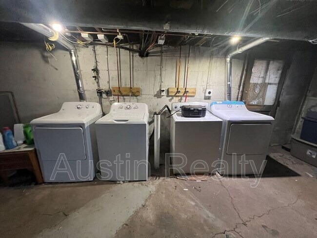 Building Photo - 7080 Mitchell Ave