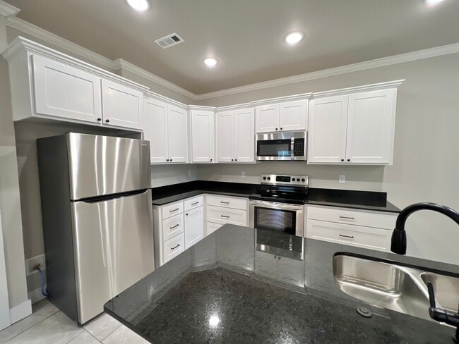 Building Photo - Bradford Duplexes