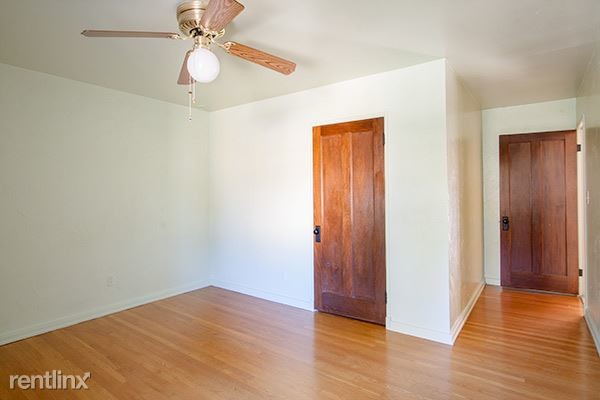 Building Photo - 3 br, 2 bath House - 3848 Country Club Place