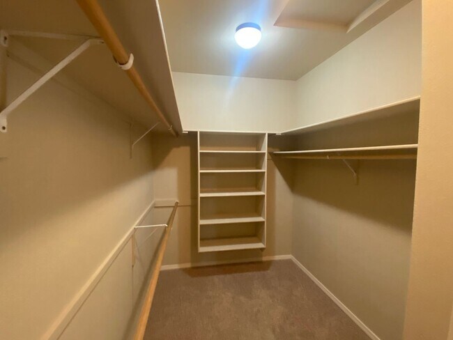 Building Photo - RV/Boat Parking with Nampa Home!