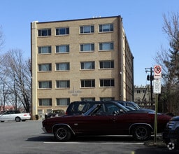 Building Photo - The View