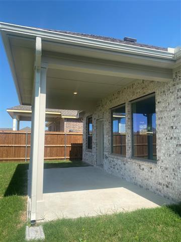 Building Photo - 2111 Clearwater Way
