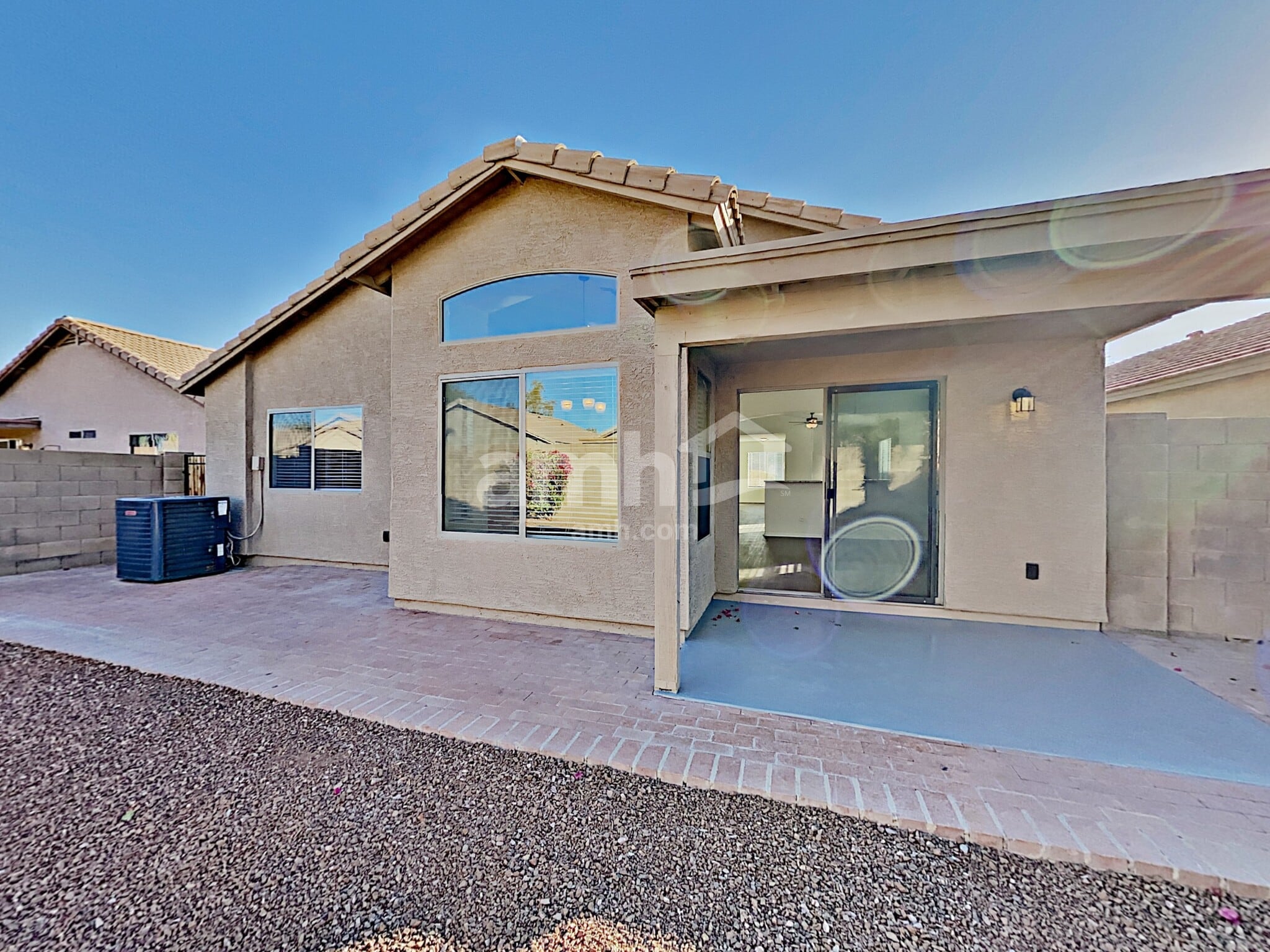 Building Photo - 13830 W Keim Dr