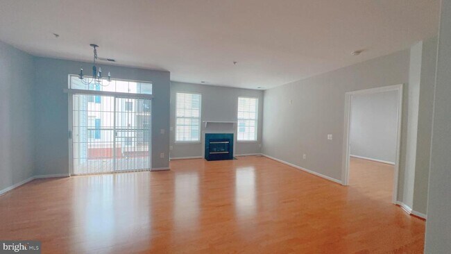 Building Photo - 4191 Lochleven Tr