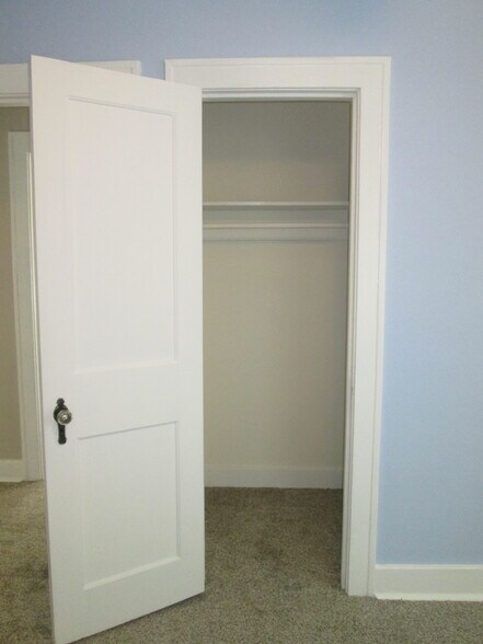 Bedroom closet w/shelving - 501 N Sherman Ave