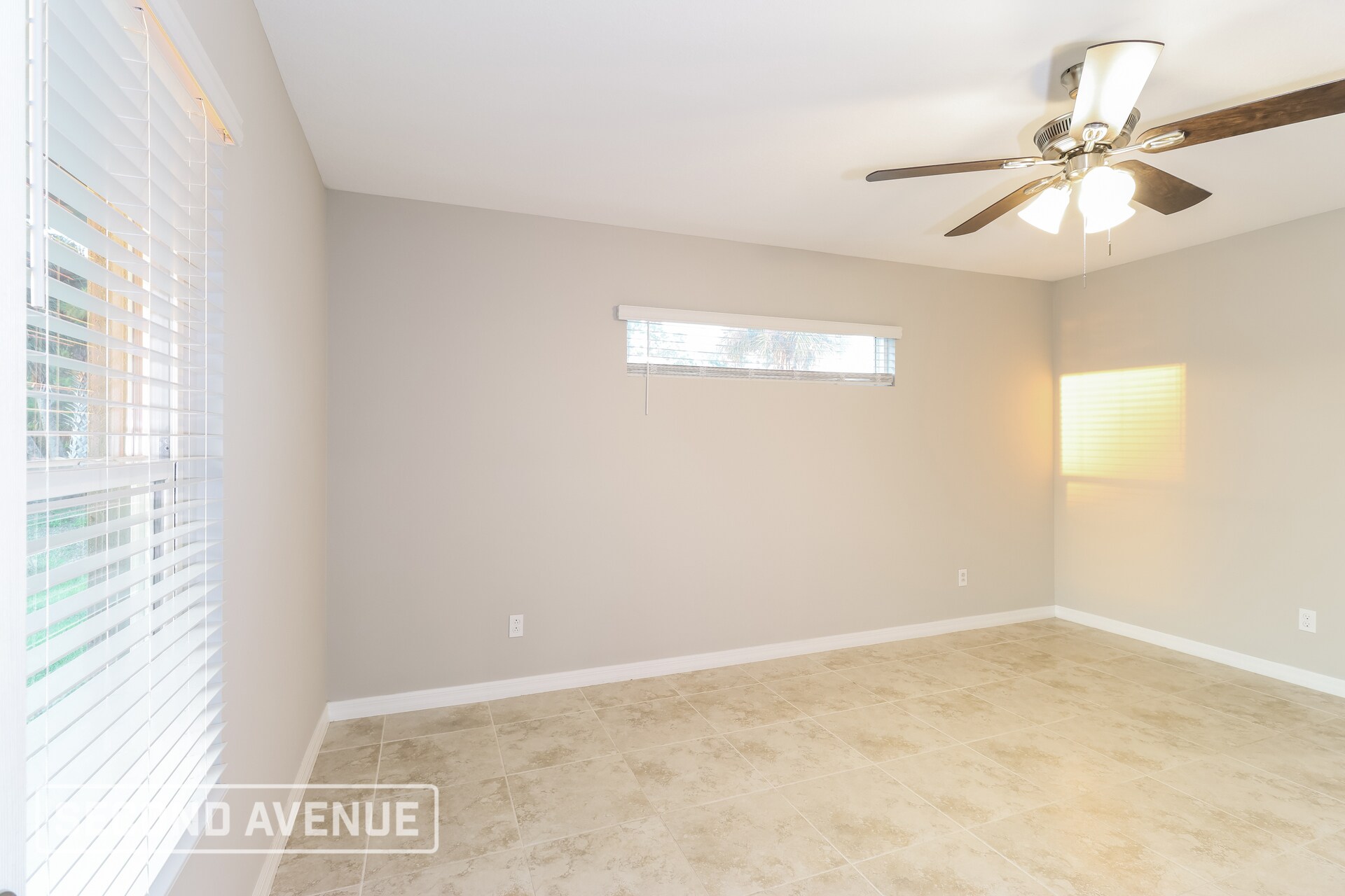 Building Photo - 291 Foley St SE