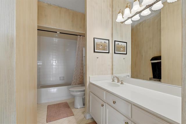 Building Photo - 5200 Keller Springs Rd