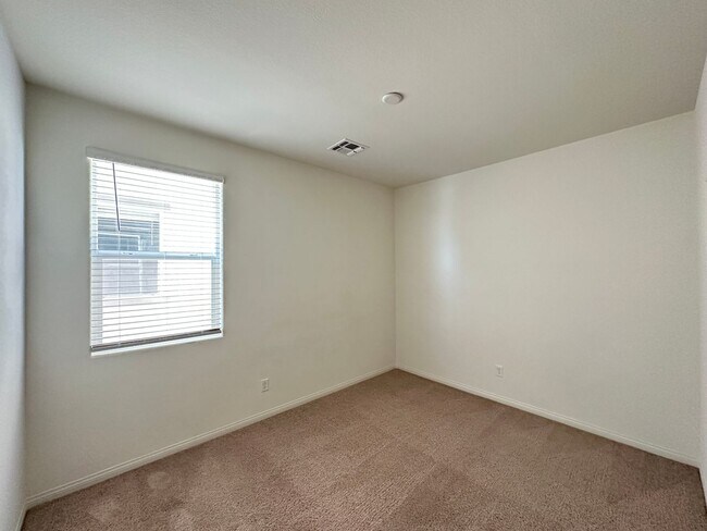 Building Photo - Cassia Patrick & Cimarron