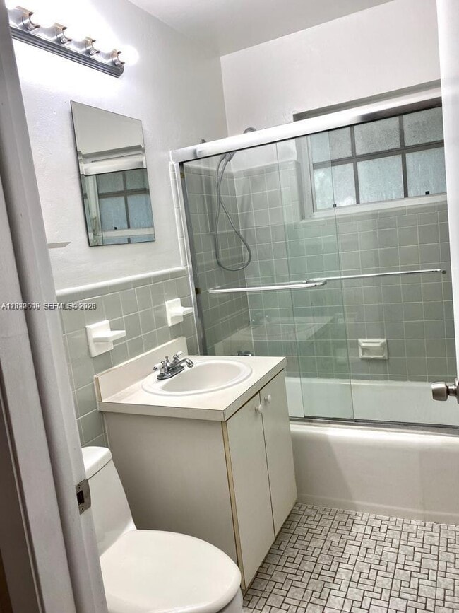 Building Photo - 6565 Santona St