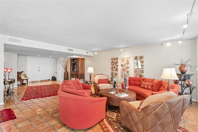 Building Photo - 97 Sunset Dr
