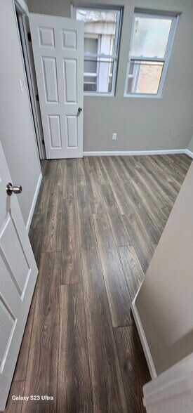 Building Photo - 718 Drexel Ave