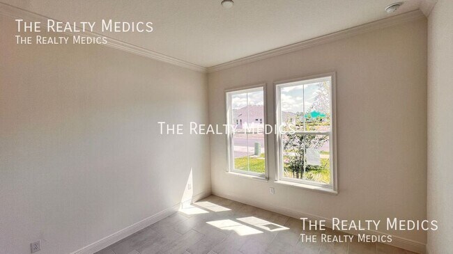 Building Photo - 1440 Nandina Cir
