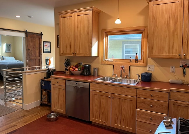 Building Photo - Refined North End Living: Historic 3-Bedroom Residence