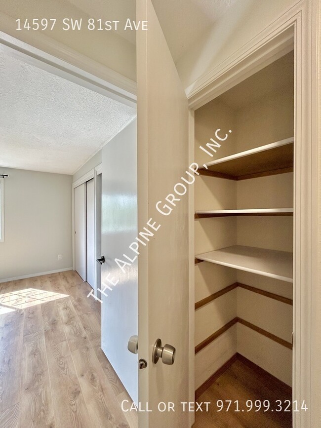 Building Photo - 14597 SW 81st Ave