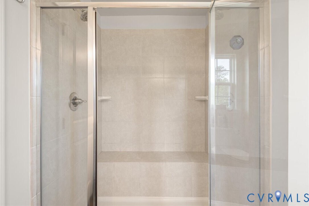 Building Photo - 13507 Enon Oaks Pl