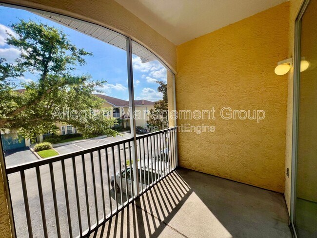 Building Photo - 12016 Villanova Dr