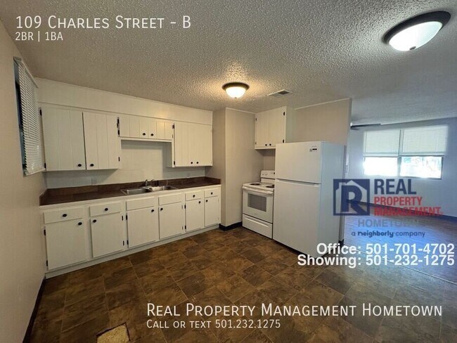 Building Photo - 109 Charles Street-B