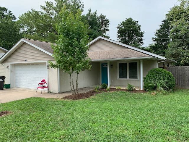 Primary Photo - 1139 S Glenbeth Dr