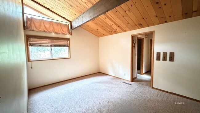 Building Photo - 25316 Marion Ridge Dr