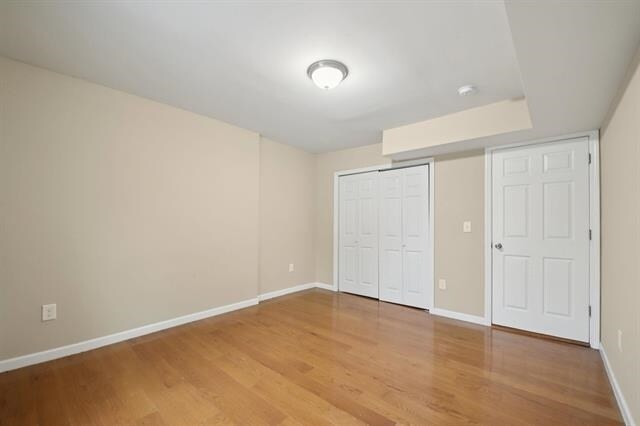 Building Photo - 1160 Summit Ave