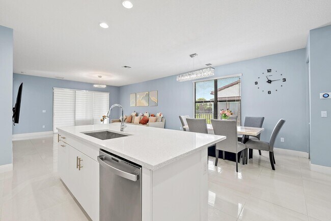 Building Photo - 5420 Quiet Lake Pl