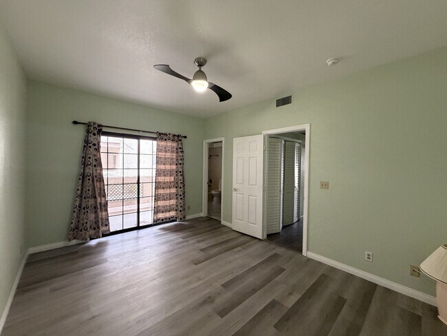 Building Photo - 1415 Santa Margarita St