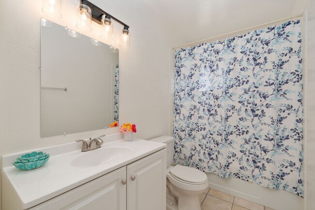 Building Photo - MOVE -IN READY! | Renovated | RV Parking | Pet Friendly | Highland, CA