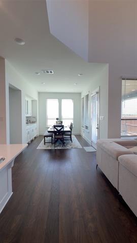 Building Photo - 2105 Halkin Rd